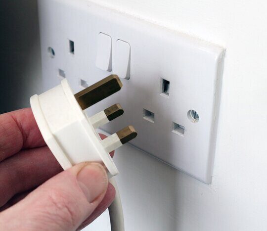 Plugs & Socket-Outlets (IS 1293:2005)